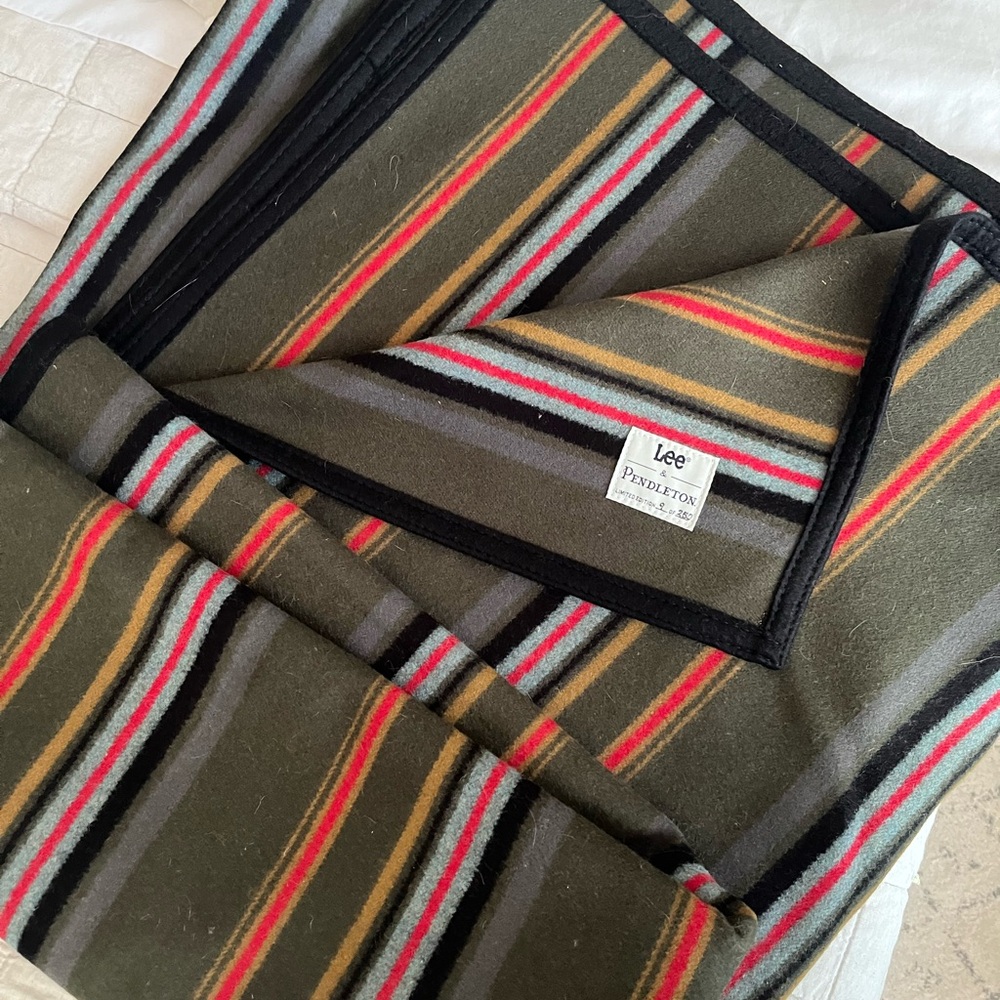 Pendleton Wool Blanket with Red and Gray Stripes - Picture 2 of 3
